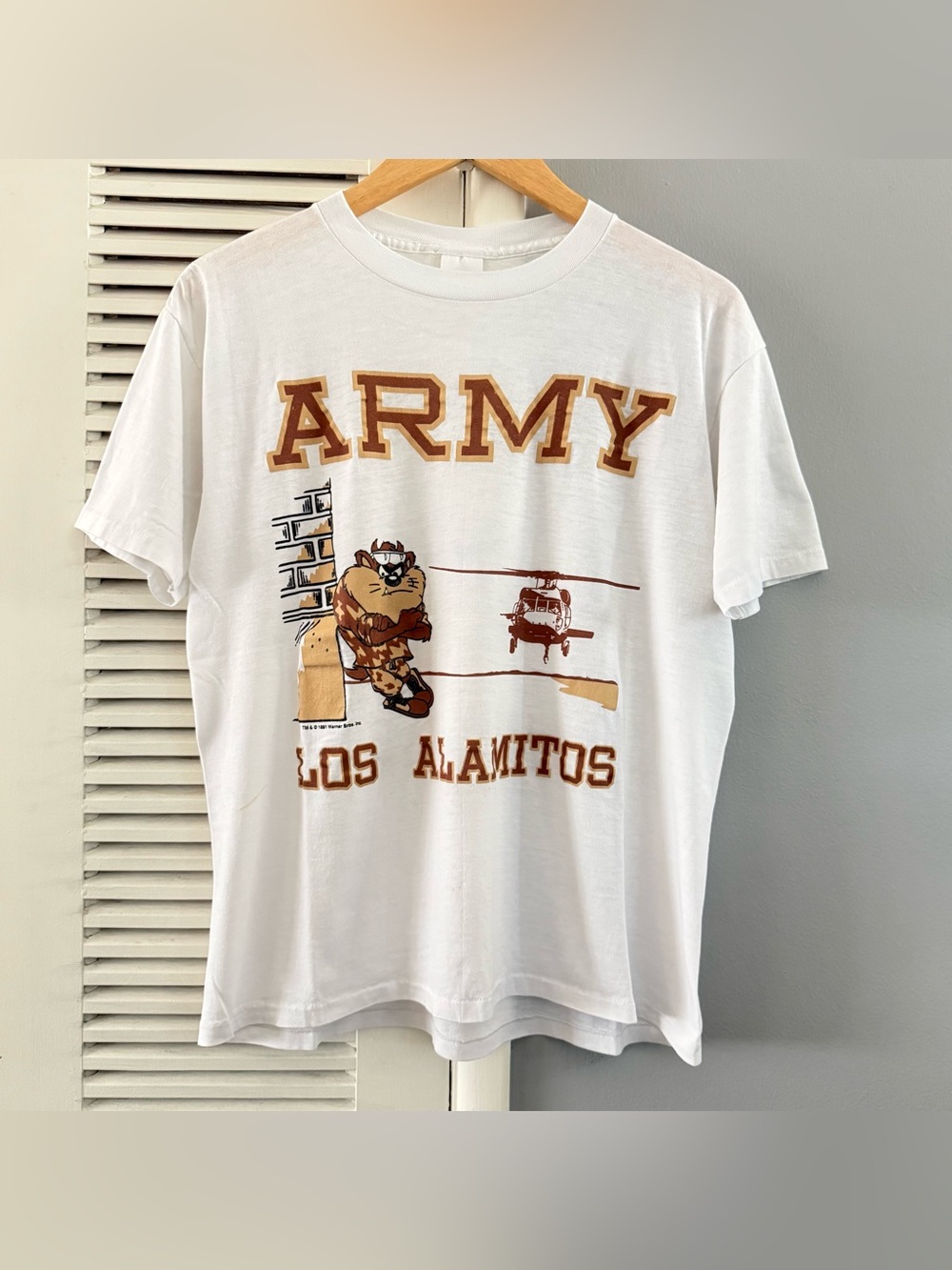 Vintage 1991 Tazmanian Devil Los Alamitos ARMY T-shirt Sz Medium RARE Sz Medium
